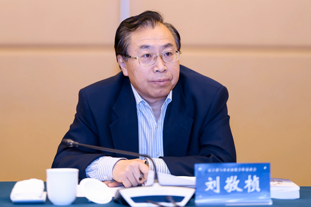 2024年3月2日，以“新興產業(yè)補短板 拓展賽道共煥新”為主題的遼寧省與央企深化合作懇談會在京召開。遼寧省委書記、省人大常委會主任郝鵬主持會議并講話。遼寧省委副書記、省長李樂成出席會議并講話。國藥集團黨委書記、董事長劉敬楨應邀參會并發(fā)言。2.jpg